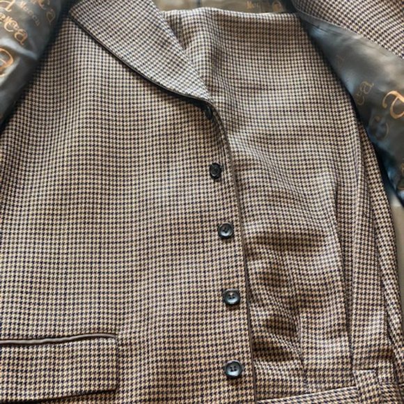 Men's Brown 3 pc Suit - Picture 2 of 3